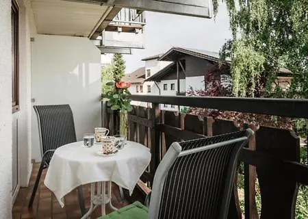 Garni Vier Jahreszeiten 3* 바트푸징
