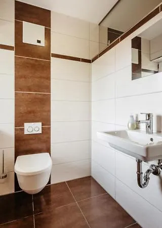 호텔 Garni Vier Jahreszeiten 3*