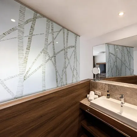 Hotell Garni Vier Jahreszeiten