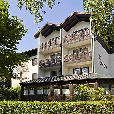 Hotel Garni Vier Jahreszeiten 3*